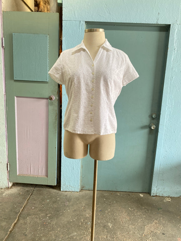 Y2k White eyelet short sleeve button down  plus size shirt