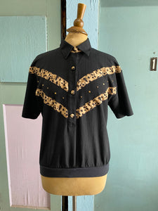 90’s black & leopard buttonless polo shirt