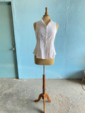 Y2K White sleeveless pleated waist button down top