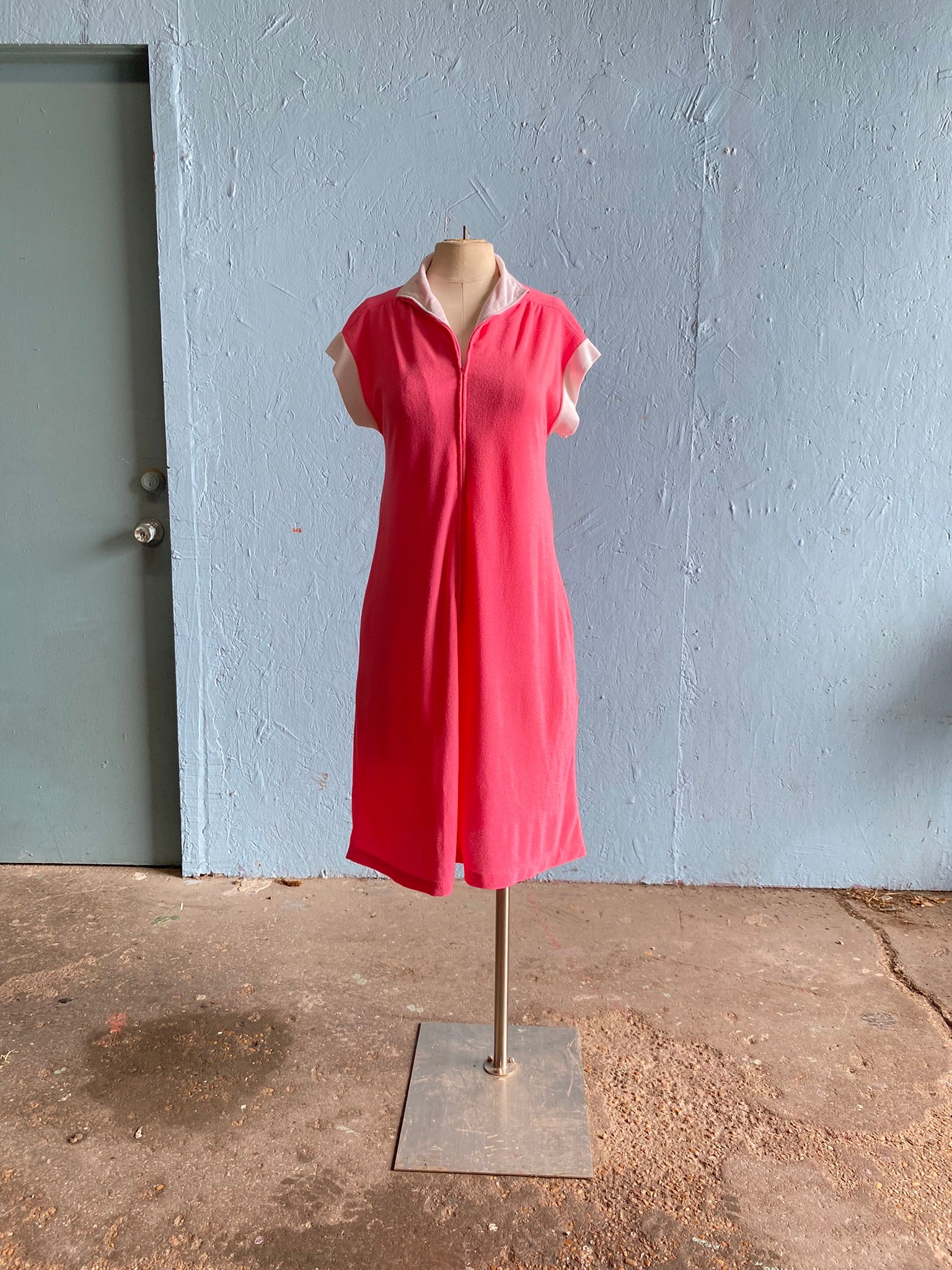 70's Pink terry cloth beach zipper dress  Vida Antigua Collective
