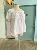 90's-Y2K White floral eyelet plus size top