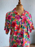 80-90's White button down short sleeve shirt in a all over tropical floral print