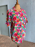 80-90's White button down short sleeve shirt in a all over tropical floral print