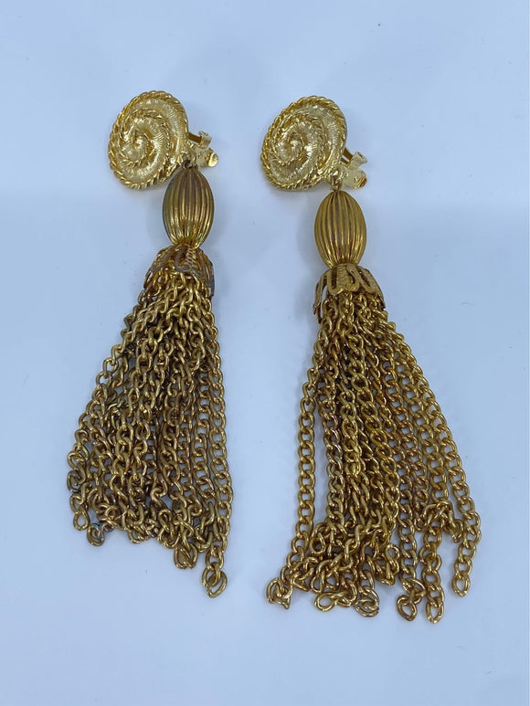 80-90's Gold Tassel clip on earrings