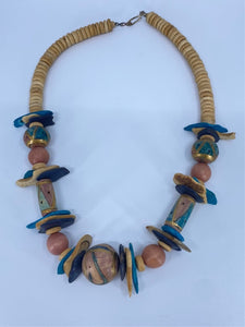 80-90's Turquoise & Tan wooden beaded statement necklace