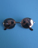 Oval mirror sunglasses