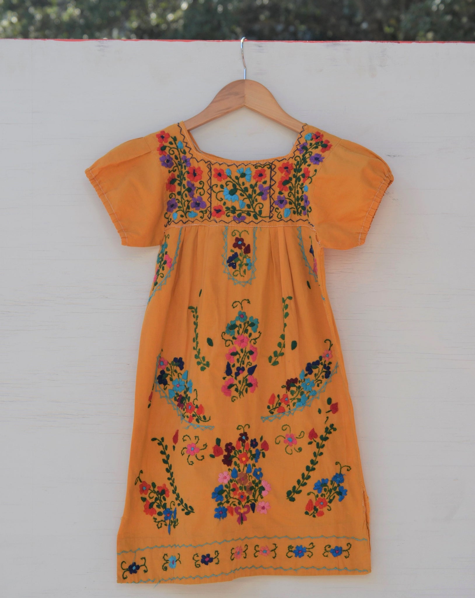 1970's Mustard Yellow Mexican embroidered dress Vida Antigua Collective 1970's Mustard Yellow Mexican embroidered dress Vida Antigua Collective
