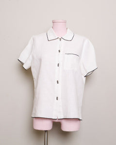 1990's White linen button down top with black outline & silver rectangle buttons