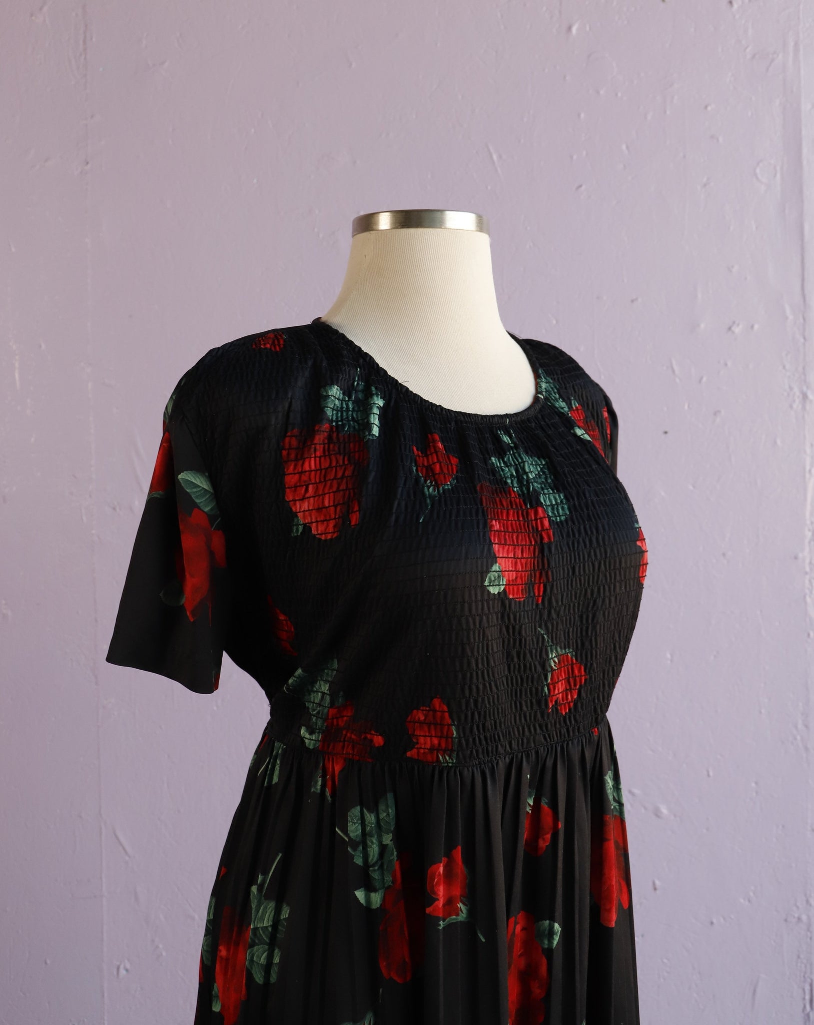 1980's Black with red roses plus size maxi dress Vida Antigua Collective 1980's Black with red roses plus size maxi dress Vida Antigua Collective