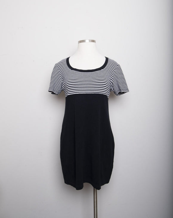 1990's Black & white short sleeve striped Plus size dress