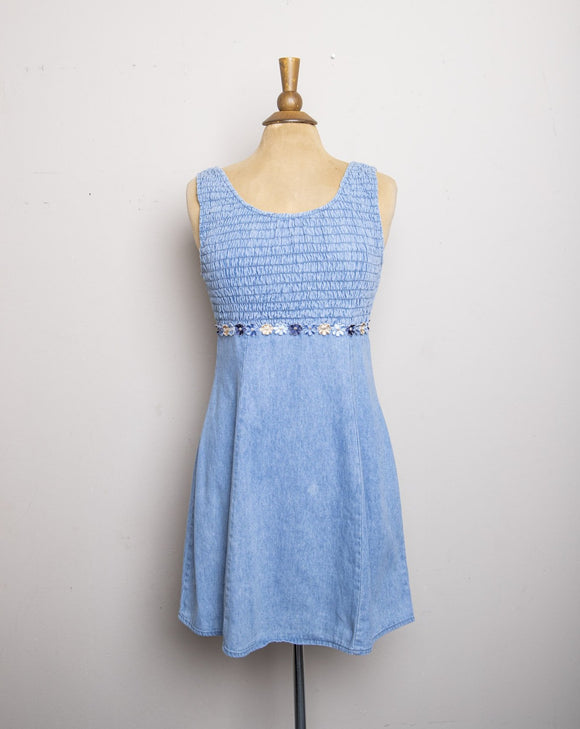 1990's Denim baby doll sleeveless mini dress with a smock bodice and daisy appliques