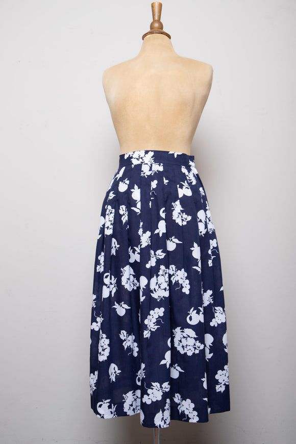 1980-90's Navy blue pleated skirt with white floral and fruit print