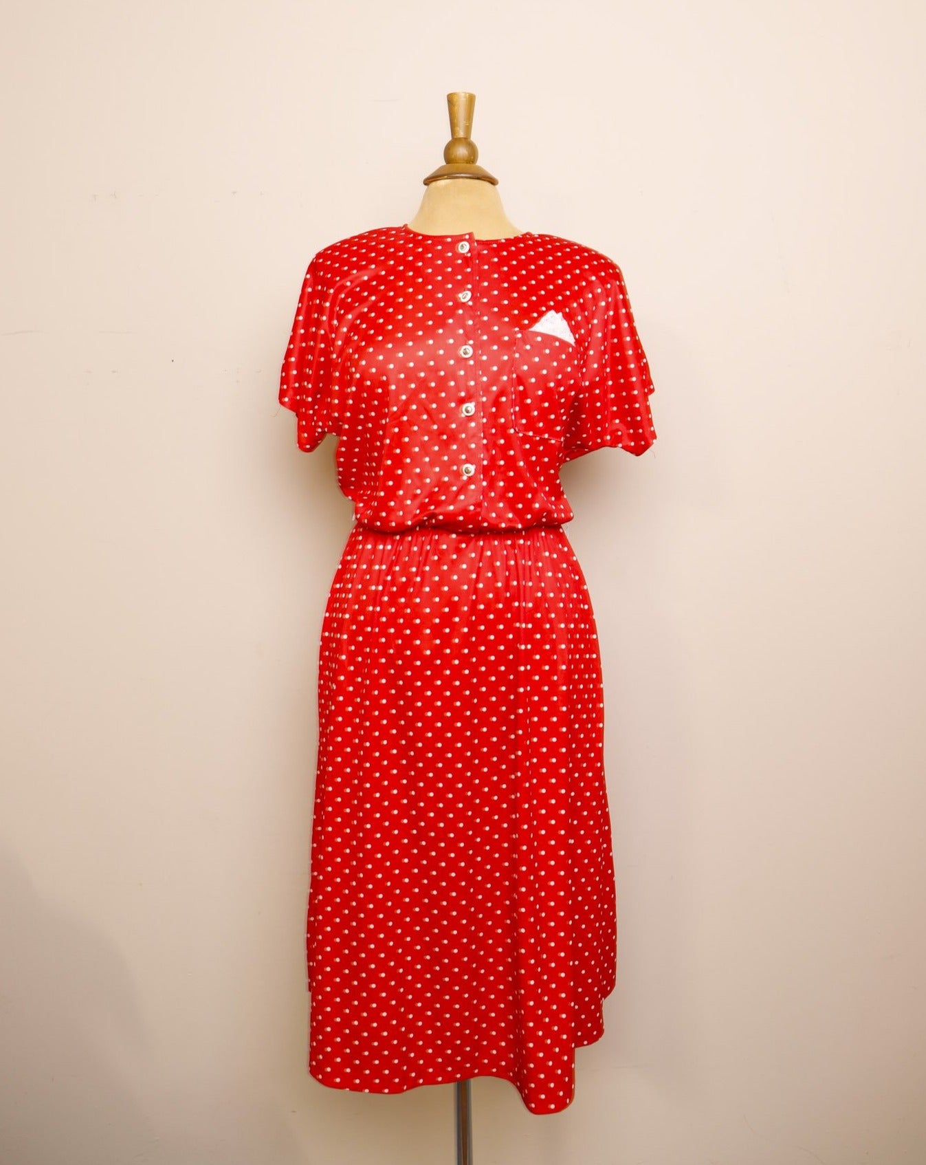 Classic 1980's does 1950's Red and White polka dot dress with pockets Vida Antigua Collective Classic 1980's does 1950's Red and White polka dot dress with pockets Vida Antigua Collective
