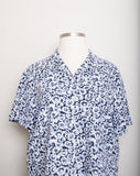 1990's Denim short sleeve plus size button down shirt in a Navy Blue and White sunflower print