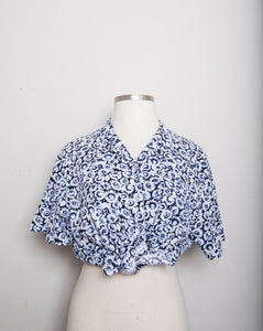 1990's Denim short sleeve plus size button down shirt in a Navy Blue and White sunflower print