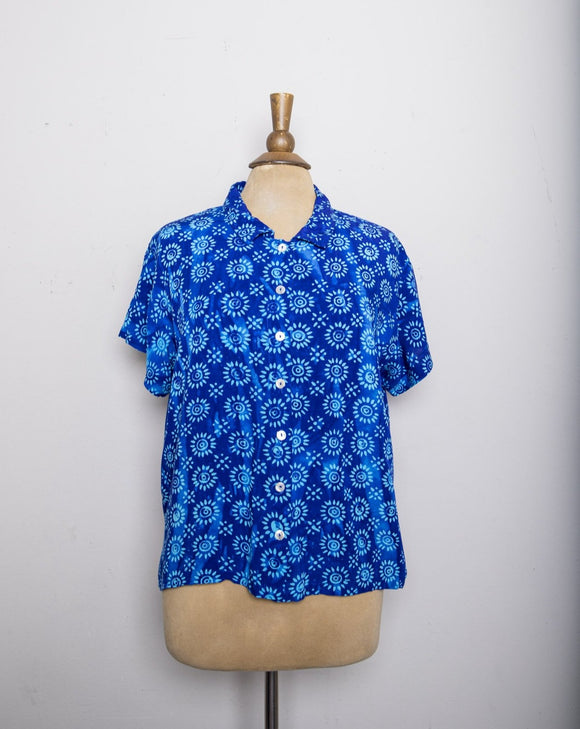 1990's Blue short sleeve button down shirt with abstract swirl sunflower print